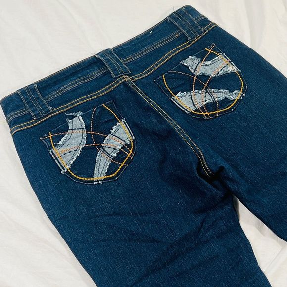 Sexy Embroidered Pocket Distressed Southwestern Stretch Dark Wash Jeans Size 12 - Picture 4 of 12